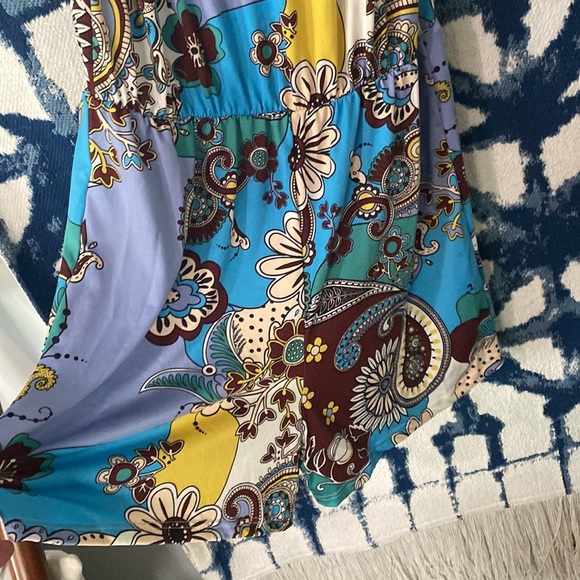 Hybrid and company Large elegant off shoulder shorts romper - Picture 4 of 16